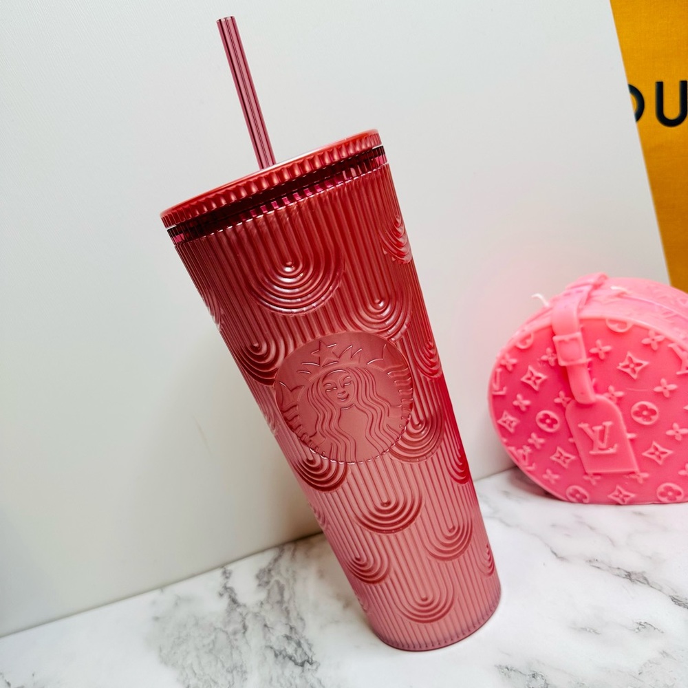 NEW! LE 2023 Starbucks Dusty Rose Pink Pearl Shell Mermaid Scales Siren Tumbler